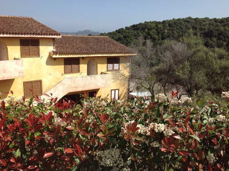 Residence Costa Ruja Portisco Eksteriør bilde