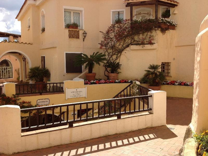 Residence Costa Ruja Portisco Eksteriør bilde