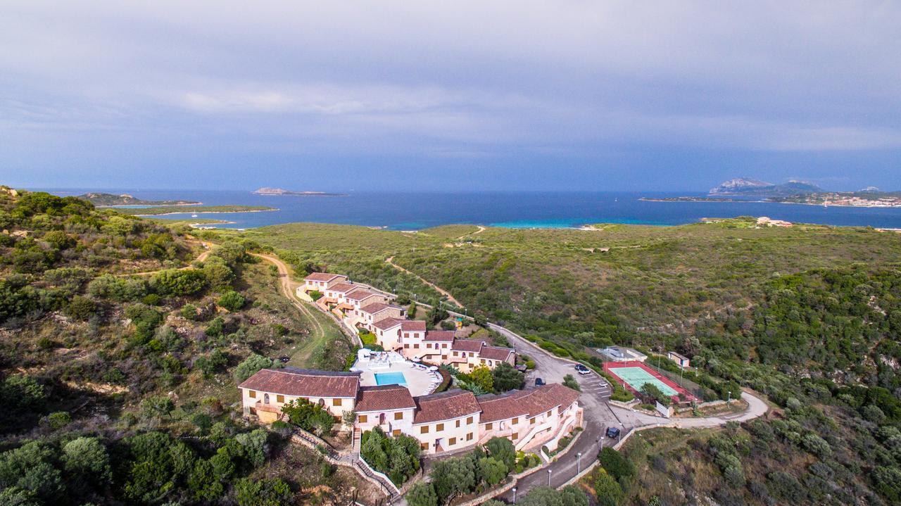 Residence Costa Ruja Portisco Eksteriør bilde